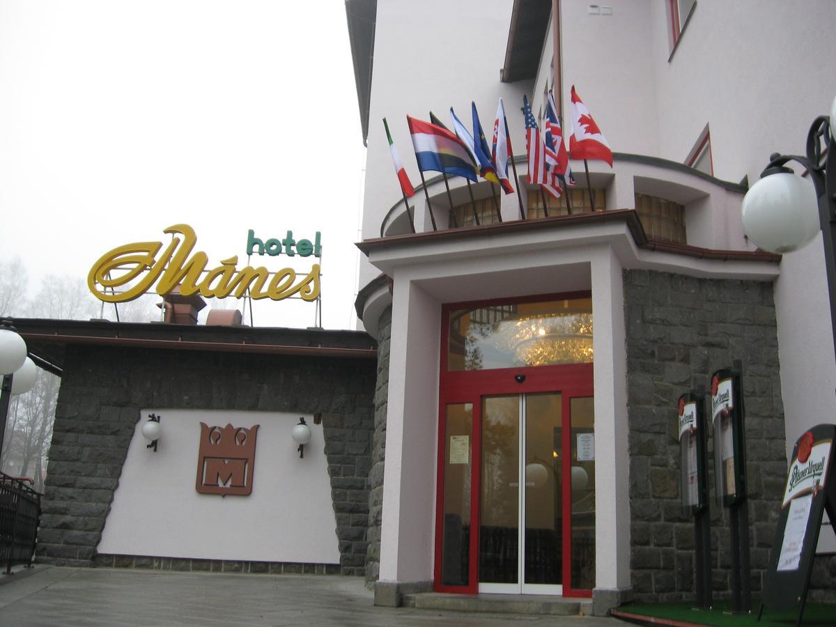 Hotel Manes Svratka Exterior foto